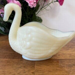 Imperial Glass Ivory Milk Glass Swan Planter Trinket Dish Wedding Decor